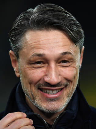 Trainer Niko Kovac (Borussia Dortmund) laechelt waehrend des Spiels der Bundesliga zwischen Borussia Dortmund und SV Werder Bremen, Signal Iduna Park am 13. January 2026 in Dortmund, Deutschland. (Foto von Ralf Treese DeFodi Images) +++ Trainer Niko Kovac (Borussia Dortmund) smiles during the Bundesliga match between Borussia Dortmund and SV Werder Bremen at Signal Iduna Park on January 13, 2026 in Dortmund, Germany. (Photo by Ralf Treese DeFodi Images) DFL regulations prohibit any use of photographs as image sequences and or quasi-video. (Photo by Ralf Treese DeFodi Images) -