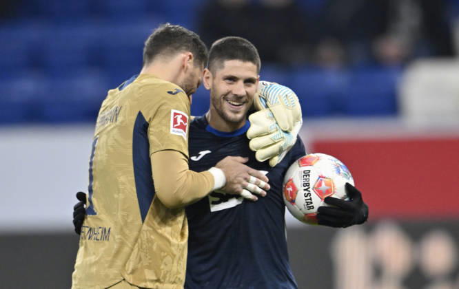 nach Spielende: Schlussjubel, Freude, Glueck, Jubel Torwart Oliver Baumann TSG 1899 Hoffenheim (01) Andrej Kramaric TSG 1899 Hoffenheim (27) TSG 1899 Hoffenheim vs Borussia Moenchengladbach BMG 14.01.2026 DFL REGULATIONS PROHIBIT ANY USE OF PHOTOGRAPHS AS IMAGE SEQUENCES AND OR QUASI-VIDEO TSG 1899 Hoffenheim vs Borussia Moenchengladbach BMG Sinsheim Copyright: xEibner-Pressefotox EP_MWI