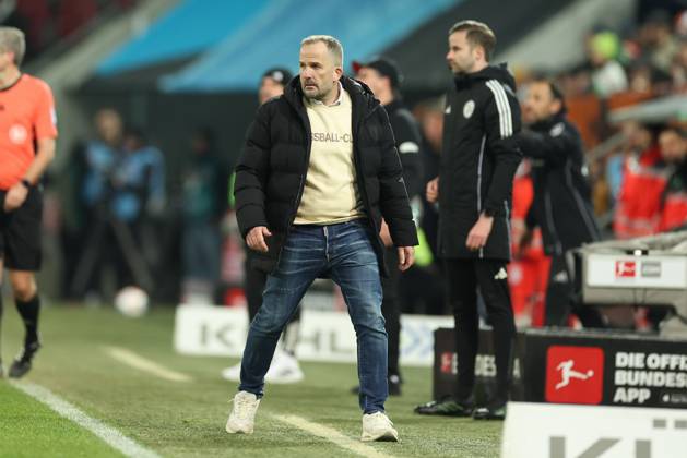 Chef-Trainer Manuel Baum (FC Augsburg), FC Augsburg vs. 1. FC Union Berlin, Fussball, 1. Bundesliga, 17. Spieltag, 15.01.2026 DFB regulations prohibit any use of photographs as image sequences and or quasi-video Augsburg Bayern Deutschland