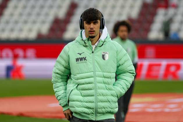 Rodrigo Ribeiro 21 (FC Augsburg), FC Augsburg vs. SC Freiburg, Fussball, 1. Bundesliga, 18. Spieltag, 18.01.2026 DFB regulations prohibit any use of photographs as image sequences and or quasi-video Augsburg Bayern Deutschland