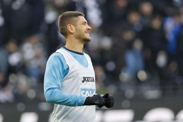 Andrej Kramaric (TSG Hoffenheim, 27) beim Aufwärmen vor Spielbeginn , Deutschland, Fussball, 1. Bundesliga, 19.Spieltag, 2025 2026, Eintracht Frankfurt vs. TSG 1899 Hoffenheim, 24.01.2026, Frankfurt am Main Deutsche-Bank-Park Deutschland Copyright: xGrantxHubbsx