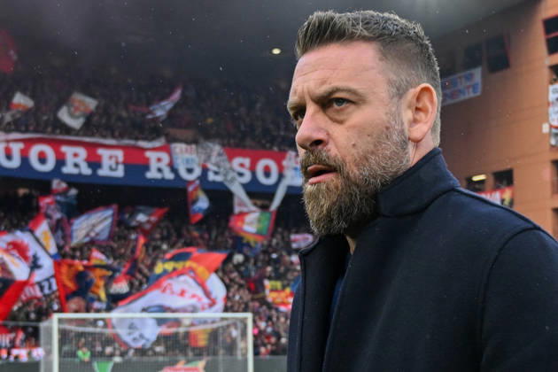GenoaÕs head coach Daniele De Rossi during the Serie A soccer match between Genoa and Bologna at the Luigi Ferraris Stadium in Genoa, Italy - Sunday, January 25, 2026. - Soccer . Copyright: xTanoxPecoraro LaPressex