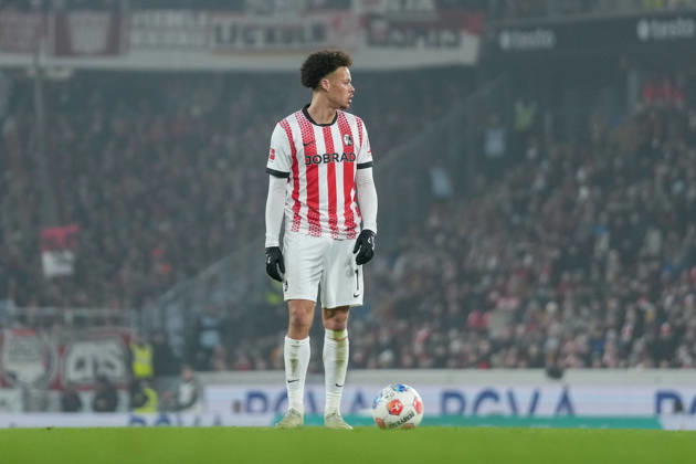 Derry Scherhant (SC Freiburg, 07) am Ball , Deutschland, Fussball, 1. Bundesliga, 19.Spieltag, 2025 2026, SC Freiburg vs. 1. FC Köln, 25.01.2026, Europa-Park Stadion, Freiburg, Deutschland DFL REGULATIONS PROHIBIT ANY USE OF PHOTOGRAPHS AS IMAGE SEQUENCES AND OR QUASI-VIDEO. Freiburg Europa-Park Stadion Baden-Württemberg Deutschland Copyright: xArnexAmbergx
