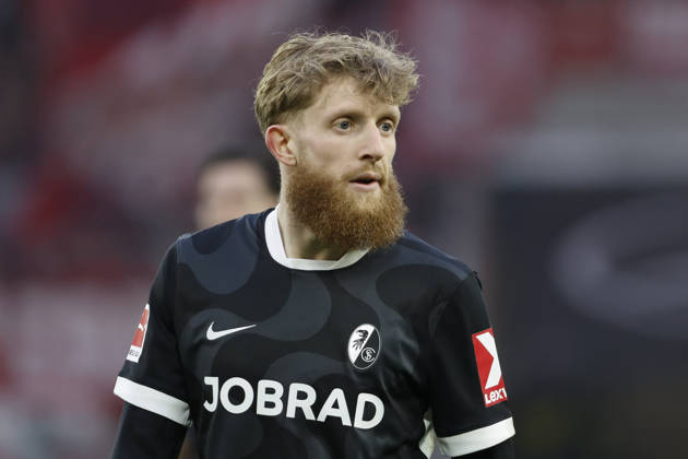 Niklas Beste (SC Freiburg, 19) , Deutschland, Fussball, 1. Bundesliga, 20.Spieltag, 2025 2026, VfB Stuttgart vs. SC Freiburg, 01.02.2026, Stuttgart MHP Arena Deutschland Copyright: xGrantxHubbsx