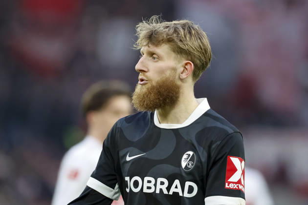 Niklas Beste (SC Freiburg, 19) , Deutschland, Fussball, 1. Bundesliga, 20.Spieltag, 2025 2026, VfB Stuttgart vs. SC Freiburg, 01.02.2026, Stuttgart MHP Arena Deutschland Copyright: xGrantxHubbsx