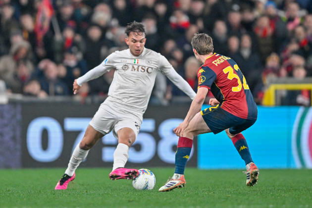 Genoa™s Morten Frendrup fights for the ball during the Serie A soccer match between Genoa and Napoli at the Luigi Ferraris Stadium in Genoa, Italy - Saturday, February 07, 2026. - Soccer .  Copyright: xTanoxPecoraro LaPressex