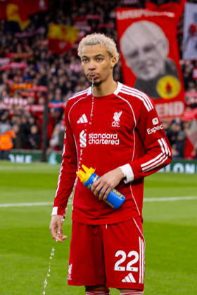 Football - FA Premier League - Liverpool FC v Manchester City FC LIVERPOOL, ENGLAND - Sunday, February 8, 2026: Liverpool s Hugo Ekitike before the FA Premier League match between Liverpool FC and Manchester City FC at Anfield. (Photo by David Rawcliffe Propaganda) LIVERPOOL Anfield MERSEYSIDE ENGLAND Copyright: xDavidxRawcliffex P2026-02-08-Liverpool_Man_City-23
