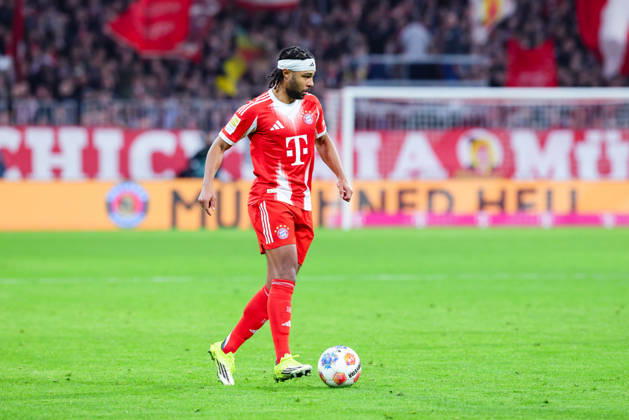 Serge Gnabry (7, FC Bayern München) beim Spiel zwischen FC Bayern München v TSG 1899 Hoffenheim, Fussball, Herren, Bundesliga, 2025 2026, 21.Spieltag am 08.02.2026 in München, Allianz Arena. DFL and DFB regulations prohibit any use of photographs as image sequences and or quasi-video. Bayern Deutschland