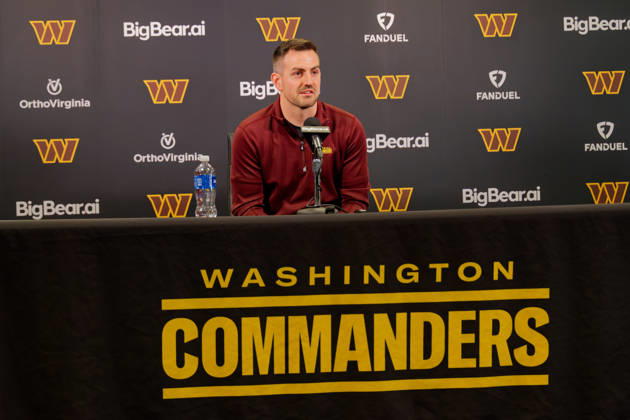 NFL, American Football Herren, USA Washington Commanders press conference, PK, Pressekonferenz Washington Commanders new offensive coordinator David Blough speaks to the media during a press conference on February 10, 2026 in Ashburn, Va. (Jeff Scudder Image of Ashburn Virginia United States EDITORIAL USE ONLY Copyright: x xJeffxScudderx JeffxScudderx iosphotos395587