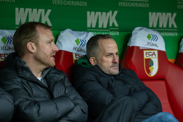 Manuel Baum (FC Augsburg, Chef-Trainer), GER, FC Augsburg vs. 1. FC Heidenheim, Fussball, Bundesliga, 22. Spieltag, Spielzeit 2025 2026, 15.02.2026, DFL DFB REGULATIONS PROHIBIT ANY USE OF PHOTOGRAPHS AS IMAGE SEQUENCES AND OR QUASI-VIDEO, GER, FC Augsburg vs. 1. FC Heidenheim, Fussball, Bundesliga, 22. Spieltag, Spielzeit 2025 2026, 15.02.2026 Heidenheim Copyright: xEibner-Pressefotox EP_EER