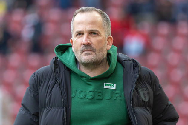 Manuel Baum (FC Augsburg, Chef-Trainer), GER, FC Augsburg vs. 1. FC Heidenheim, Fussball, Bundesliga, 22. Spieltag, Spielzeit 2025 2026, 15.02.2026, DFL DFB REGULATIONS PROHIBIT ANY USE OF PHOTOGRAPHS AS IMAGE SEQUENCES AND OR QUASI-VIDEO, GER, FC Augsburg vs. 1. FC Heidenheim, Fussball, Bundesliga, 22. Spieltag, Spielzeit 2025 2026, 15.02.2026 Heidenheim Copyright: xEibner-Pressefotox EP_EER