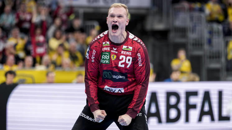 David Späth (Torwart, RNL, 29), Spieler der Rhein-Neckar-Löwen, Einzelbild, Einzelfoto, Aktion, Action, Jubel, jubeln, jubelt, celebration, Freude, freuen, freut sich, zuversichtlich, optimistisch, positiv, Spielszene, 20.02.2026, Mannheim (Deutschland), Handball, Bundesliga, Rhein-Neckar Löwen - TBV Lemgo Lippe