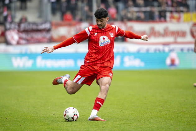 Regionalliga Nordost -Saison 25 26 Hallescher FC vs.Greifswalder FC Halle, Deutschland 21.Februar 2026: Im Bild:Burim Halili (Halle) Halle Saale Leuna Chemie Stadion Sachsen-Anhalt Deutschland