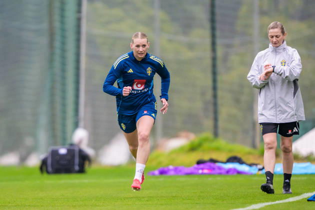 260225 Stina Blackstenius of the Swedish women s national football at a training session on February 25, 2026 in Albufeira. Photo: Ludvig Thunman BILDBYRAN kod LT LT0773 fotboll football soccer fotball träning practice training sverige sweden dam bbeng Copyright: LUDVIGxTHUNMAN BB260225LT024