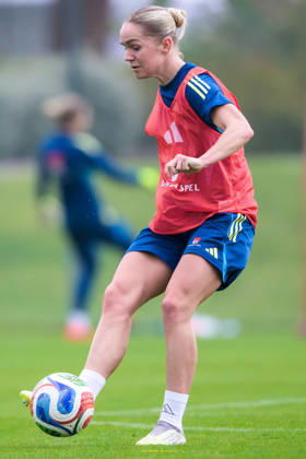 260225 Hanna Lundkvist of the Swedish women s national football at a training session on February 25, 2026 in Albufeira. Photo: Ludvig Thunman BILDBYRAN kod LT LT0773 fotboll football soccer fotball träning practice training sverige sweden dam bbeng Copyright: LUDVIGxTHUNMAN BB260225LT042