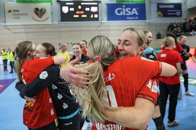 Wildcats jebeln nach 33:32 Heimsieg, SV Union Halle-Neustadt vs. BSV Sachsen Zwickau, Alsco Handball Bundesliga Frauen, Saison 2025 26, 18. Spieltag, 25.02.2026 Halle SWH Arena Sachsen-Anhalt Deutschland