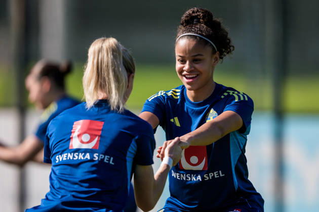 260226 Felicia Schröder of the Swedish women s national football team at a training session on February 26, 2026 in Albuferia. Photo: Ludvig Thunman BILDBYRAN kod LT LT0774 fotboll football soccer fotball träning practice training sverige sweden dam bbeng Copyright: LUDVIGxTHUNMAN BB260226LT004