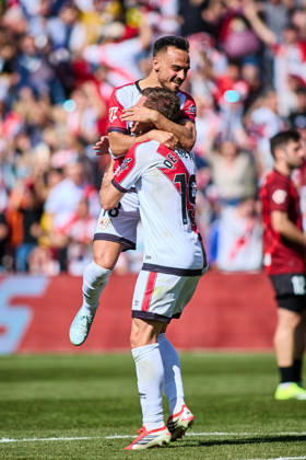 Rayo Vallecano vs Athletic Club de Bilbao - LaLiga EA Sports - 28 02 2026 Alvaro Garcia of Rayo Vallecano (L) celebrating with Jorge de Frutos of Rayo Vallecano (R) during the LaLiga EA Sports match between Rayo Vallecano and Athletic Club de Bilbao at Nuevo Vallecas Stadium on February 28, 2026 in Madrid, Spain. Madrid Spain Copyright: xMarinaxFrutos PGSxPhotoxAgencyx