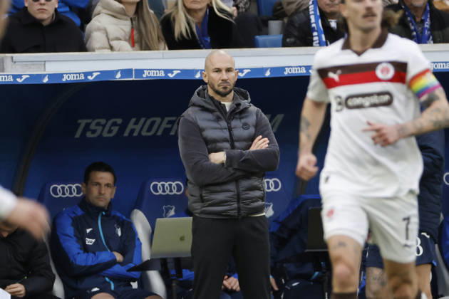 Christian Ilzer (TSG Hoffenheim, Trainer) , Deutschland, Fussball, 1. Bundesliga, 24.Spieltag, 2025 2026, TSG Hoffenheim vs. FC St. Pauli, 28.02.2026, Sinsheim PreZero Arena Deutschland Copyright: xGrantxHubbsx