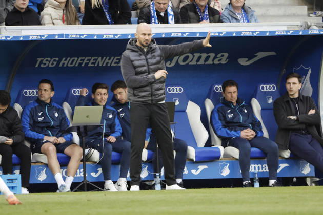 Christian Ilzer (TSG Hoffenheim, Trainer) , Deutschland, Fussball, 1. Bundesliga, 24.Spieltag, 2025 2026, TSG Hoffenheim vs. FC St. Pauli, 28.02.2026, Sinsheim PreZero Arena Deutschland Copyright: xGrantxHubbsx