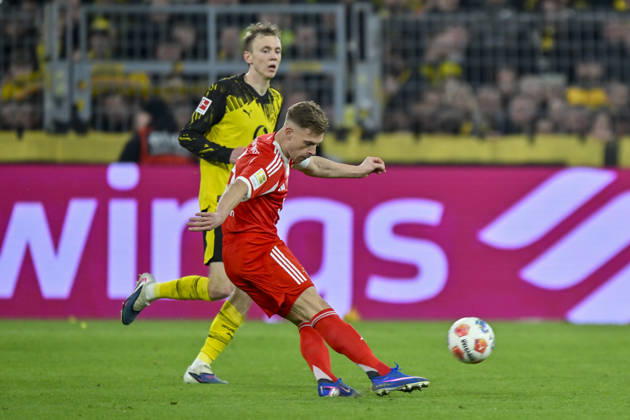 v. li. im Kampf um den Ball Maximilian Beier (Dortmund 14) Joshua Kimmich (Muenchen 6) 28.02.2026 ¢ Fussball ¢ Borussia Dortmund vs FC Bayern Muenchen , Signal Iduna Park, Dortmund, DFB DFL REGULATIONS PROHIBIT ANY USE OF PHOTOGRAPHS AS IMAGE SEQUENCES AND OR QUASI-VIDEO