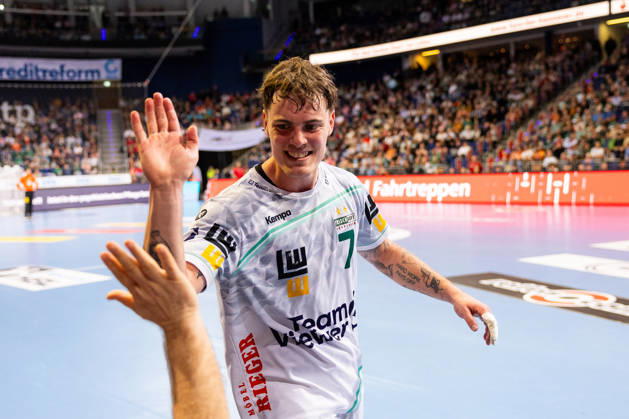 Victor KLOEVE (FRISCH AUF! Goeppingen, 07) Jubel, Freude, Leidenschaft, Erfolg, Emotion, Begeisterung, positive Emotionen GER, TSV Hannover-Burgdorf vs. FRISCH AUF! Goeppingen, Handball, Bundesliga, 23. Spieltag, Spielzeit 2025 2026, 01.03.2026, GER, TSV Hannover-Burgdorf vs. FRISCH AUF! Goeppingen, Handball, Bundesliga, 23. Spieltag, Spielzeit 2025 2026, 01.03.2026, Hannover Copyright: xEibnerxPressefoto OliverxSchmidtx EP_OST