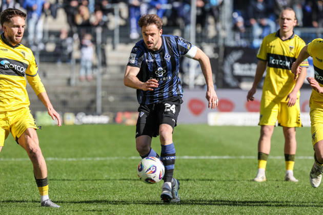 Lukas Klünter (SV Waldhof Mannheim, 24) am Ball Fussball: 3. Liga, 26. Spieltag, SV Waldhof Mannheim vs. Alemannia Aachen am 01.03.2026 in Mannheim (Carl-Benz-Stadion), Deutschland Mannheim Carl-Benz-Stadion Deutschland Copyright: xFranzxReindelx