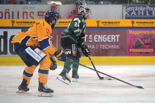 Cole Fonstad (Bietigheim Steelers, 24) am Puck Bietigheim Steelers vs. Lausitzer Fuechse, Eishockey, DEL 2, 51.Spieltag, Saison 2025 2026, 06.03.2026 Bietigheim Steelers vs. Lausitzer Fuechse, Eishockey, DEL 2, 51.Spieltag, Saison 2025 2026, 06.03.2026 Bietigheim Copyright: xEibner-Pressefotox EP_TBR