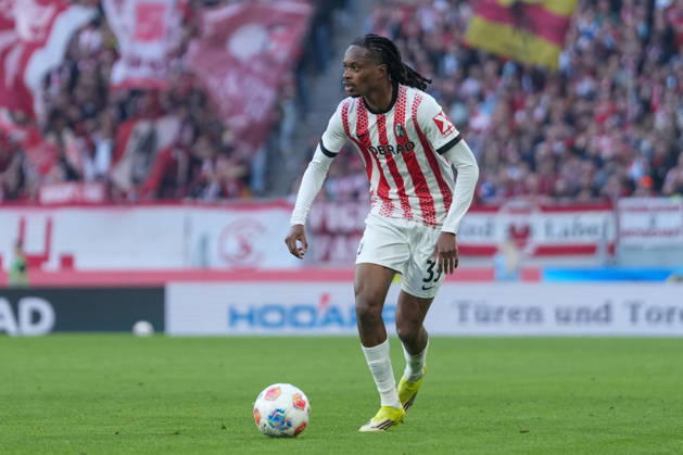 Jordy Makengo (SC Freiburg, 33) am Ball , Deutschland, Fussball, 1. Bundesliga, 25.Spieltag, 2025 2026, SC Freiburg vs. Bayer 04 Leverkusen, 07.03.2026, Europa-Park Stadion, Freiburg, Deutschland DFL REGULATIONS PROHIBIT ANY USE OF PHOTOGRAPHS AS IMAGE SEQUENCES AND OR QUASI-VIDEO. Freiburg Europa-Park Stadion Baden-Württemberg Deutschland Copyright: xArnexAmbergx