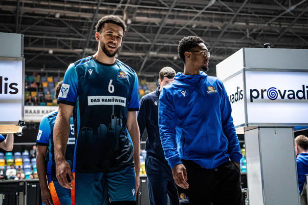 08.03.2026, xhfmx, Basketball easyCredit BBL Bundesliga, Frankfurt Skyliners - Bamberg Baskets v.l. Moses Pölking (Skyliners Frankfurt), Desmond Watson (Skyliners Frankfurt) (DFL DFB REGULATIONS PROHIBIT ANY USE OF PHOTOGRAPHS as IMAGE SEQUENCES and or QUASI-VIDEO) Frankfurt am Main