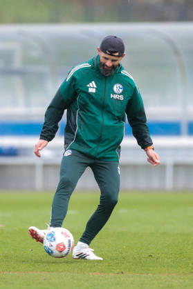 11.03.2026; Fussball; Training des FC Schalke 04. Trainer Miron Muslic (FC Schalke 04). Gelsenkirchen Trainingsgelände FC Schalke 04 NRW Deutschland xRHR-FOTO YYx Copyright: RHR-FOTOx RHR-FOTO YY