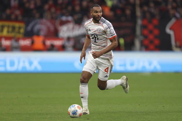Jonathan Tah (FC Bayern München) in Aktion, am Ball, Einzelaktion waehrend des spiels der Bundesliga zwischen Bayer 04 Leverkusen und FC Bayern München, BayArena am 14. March 2026 in Leverkusen, Deutschland. (Foto von Oliver Kaelke DeFodi Images) +++ Jonathan Tah (FC Bayern München) controls the ball during the Bundesliga match between Bayer 04 Leverkusen and FC Bayern München at BayArena on March 14, 2026 in Leverkusen, Germany. (Photo by Oliver Kaelke DeFodi Images) DFL regulations prohibit any use of photographs as image sequences and or quasi-video. (Photo by Oliver Kaelke DeFodi Images) -