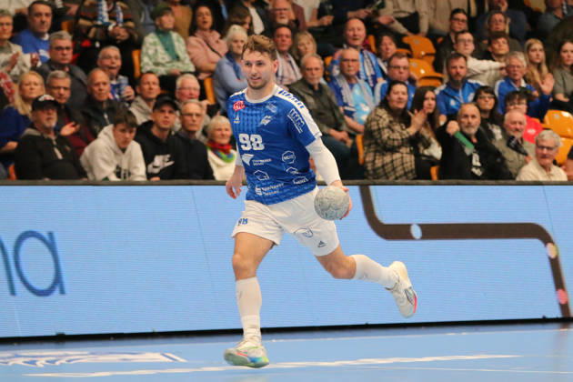 15.03.2026 Handball Herren 2025 2026 2. Handball-Bundesliga 24. Spieltag Dessau-Roßlauer HV 06 - HSG Krefeld Niederrhein Anhalt Arena Dessau Yannick-Marcos Pust (Dessau, 98, blau) geht alleine auf das Krefelder Tor zu. Dessau-Roßlau Sachsen-Anhalt Deutschland
