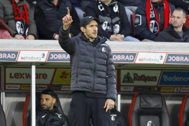 Julian Schuster (SC Freiburg, Trainer) , Deutschland, Fussball, 1. Bundesliga, 26.Spieltag, 2025 2026, SC Freiburg vs. 1.FC Union Berlin, 15.03.2026, Freiburg im Breisgau Europa-Park Stadion Deutschland Copyright: xGrantxHubbsx