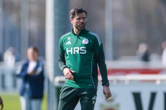 19.03.2026, Fussball, Training des FC Schalke 04. Co-Trainer Tim Hoogland (FC Schalke 04). Gelsenkirchen Trainingsgelände FC Schalke 04 NRW Deutschland xRHR-FOTO YYx Copyright: RHR-FOTOx RHR-FOTO YY