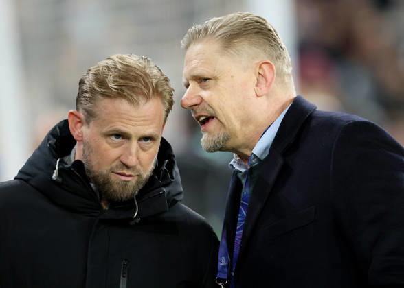 Manchester City FC v Real Madrid CF - UEFA Champions League 2025 26 Round of 16 Second Leg Peter Schmeichel & Kasper Schmeichel working for CBS sports pitchside before the UEFA Champions League 2025 26 Round of 16 Second Leg match between Manchester City FC and Real Madrid CF at City of Manchester Stadium on March 17, 2026 in Manchester, England. WARNING! This Photograph May Only Be Used For Newspaper And Or Magazine Editorial Purposes. May Not Be Used For Publications Involving 1 player, 1 Club Or 1 Competition Without Written Authorisation From Football DataCo Ltd. For Any Queries, Please Contact Football DataCo Ltd on +44 (0) 207 864 9121 Manchester City of Manchester Stadium England United Kingdom Copyright: xAllstarxPicturexLibraryxLtdx