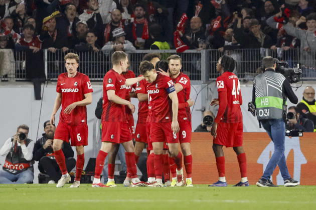 Torjubel SC Freiburg beim 5:1 durch Maximilian Eggestein (SC Freiburg, 08) , Deutschland, Fussball, UEFA Europa League, Achtelfinale, 2025 2026, SC Freiburg vs. KRC Genk, 19.03.2026, Freiburg im Breisgau Europa-Park Stadion Deutschland Copyright: xGrantxHubbsx