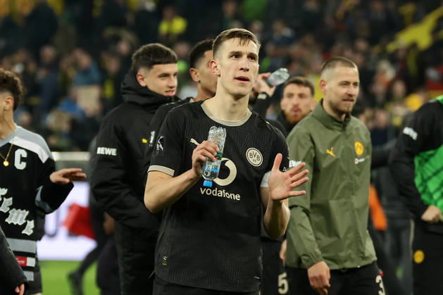 Dortmund, Germany, 21.03.26, Nico Schlotterbeck (Borussia Dortmund) gestikuliert während des Spiels der 1. Bundesliga zwischen Borussia Dortmund - Hamburger SV im Signal Iduna Park in Dortmund. (Photo by Joachim Bywaletz) DFB DFL REGULATIONS PROHIBIT ANY USE OF PHOTOGRAPHS AS IMAGE SEQUENCES AND OR QUASI-VIDEO. Copyright: JoachimxBywaletz xJB-Sportfoto