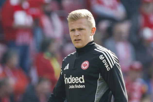 Jonathan Burkardt (Eintracht Frankfurt, 09) beim Aufwärmen vor Spielbeginn , Deutschland, Fussball, 1. Bundesliga, 27.Spieltag, 2025 2026, 1. FSV Mainz vs. Eintracht Frankfurt, 22.03.2026, Mainz Mewa Arena Rheinland-Pfalz Deutschland Copyright: xGrantxHubbsx