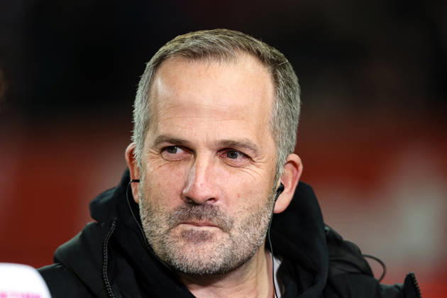 Manuel Baum (FC Augsburg, Cheftrainer) GER, FC Augsburg vs VfB Stuttgart, 1.Bundesliga Fussball, 27. Spieltag, Saison 2025 2026, 22.03.2026 DFB DFL REGULATIONS PROHIBIT ANY USE OF PHOTOGRAPHS AS IMAGE SEQUENCES AND OR QUASI-VIDEO GER, FC Augsburg vs VfB Stuttgart, 1.Bundesliga Fussball, 27. Spieltag, Saison 2025 2026, 22.03.2026 Augsburg Copyright: xEibner-Pressefoto RogerxBuerkex EP_RBE