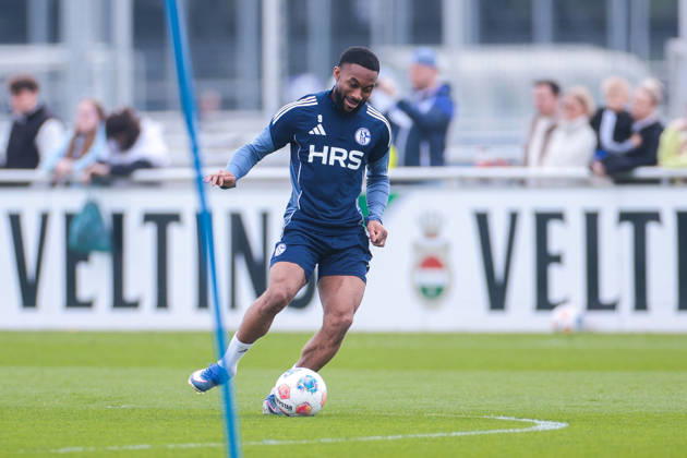 24.03.2026, Fussball, Training des FC Schalke 04. Moussa Sylla (FC Schalke 04). Gelsenkirchen Trainingsgelände FC Schalke 04 NRW Deutschland xRHR-FOTO YYx Copyright: RHR-FOTOx RHR-FOTO YY