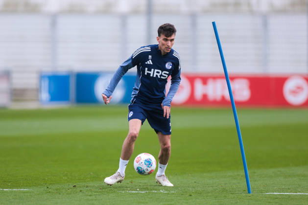 24.03.2026, Fussball, Training des FC Schalke 04. Dejan Ljubicic (FC Schalke 04). Gelsenkirchen Trainingsgelände FC Schalke 04 NRW Deutschland xRHR-FOTO YYx Copyright: RHR-FOTOx RHR-FOTO YY