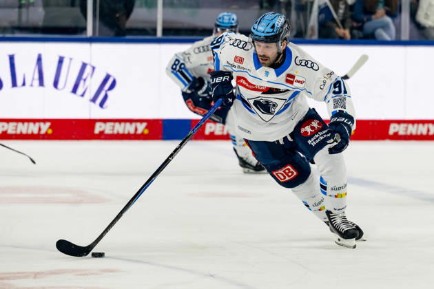 Riley Sheen (ERC Ingolstadt, 91) GER, EHC Red Bull Muenchen vs. ERC Ingolstadt, Eishockey, DEL, Playoffs, Viertelfinale Spiel 1, Saison 2025 2026, 24.03.2026. GER, EHC Red Bull Muenchen vs. ERC Ingolstadt, Eishockey, DEL, Playoffs, Viertelfinale Spiel 1, Saison 2025 2026, 24.03.2026. Muenchen Copyright: xEibner-Pressefoto HeikexFeinerx EP_HFR