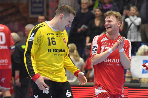 Jubel, Freude nach dem Sieg; Nebojsa Simic (Torwart MT Melsungen 16) und Timo Kastening (MT Melsungen 73) (R) , GER, MT Melsungen - THW Kiel, Handball, 1. Bundesliga, 26. Spieltag, Saison 2025 2026, 27.03.2026, GER, MT Melsungen - THW Kiel, Handball, 1. Bundesliga, 26. Spieltag, Saison 2025 2026, 27.03.2026 Kassel Copyright: xEibner-Pressefotox xRolandxSippex EP_RSL