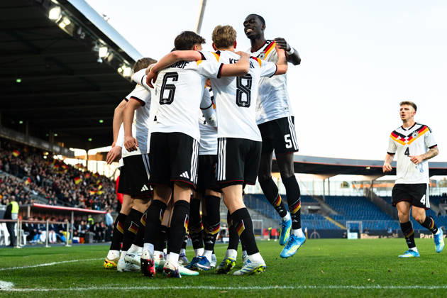 Deutschland: U21, U 21 EM-Qualifikation 2025 2026, Deutschland U21 vs. Nordirland U21, Freitag 27.03.2026, Eintracht Stadion Braunschweig DFB U21 Nationalmannschaft Tor zum 1:0 durch NicolÃ² Tresoldi Elfmeter Jubel Freude Emotionen Torjubel Tom Bischof Aljoscha Kemlein Joshua Quarshie Copyright: xCelinaxLeiersx