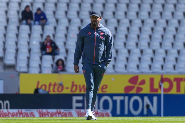 Vincent Kompany (FC Bayern München, Cheftrainer) , Deutschland, Fussball, 1. Bundesliga, 28.Spieltag, 2025 2026, SC Freiburg vs. FC Bayern München, 04.04.2026, Europa-Park Stadion, Freiburg, Deutschland DFL REGULATIONS PROHIBIT ANY USE OF PHOTOGRAPHS AS IMAGE SEQUENCES AND OR QUASI-VIDEO. Freiburg Europa-Park Stadion Baden-Württemberg Deutschland Copyright: xArnexAmbergx