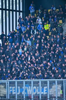 DEVENTER , 05-04-2026 , Stadium De Adelaarshorst , season 2025 2026 , Dutch Eredivisie football . match between Go Ahead Eagles and PEC Zwolle, Picture shows fans of PEC Go Ahead Eagles - PEC x202851807x Copyright:
