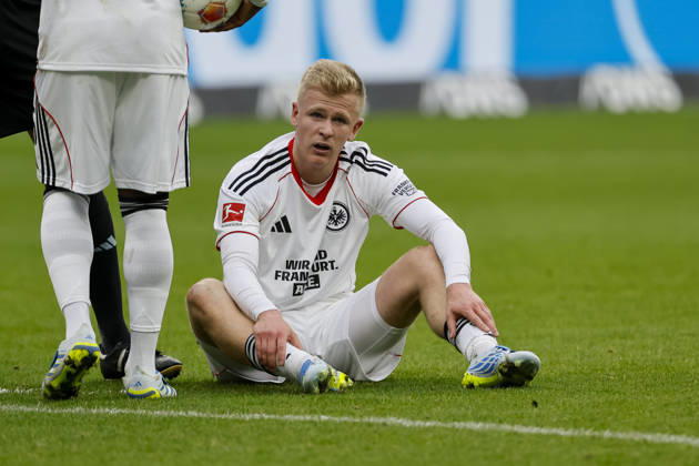 Jonathan Burkardt (Eintracht Frankfurt, 09) verletzt am Boden , Deutschland, Fussball, 1. Bundesliga, 28.Spieltag, 2025 2026, Eintracht Frankfurt vs. 1.FC Köln, 05.04.2026, Frankfurt am Main Deutsche-Bank-Park Hessen Deutschland Copyright: xGrantxHubbsx