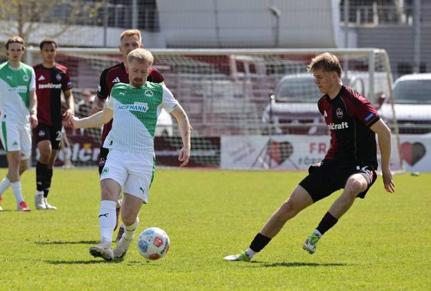 06.04.2026 - Fussball - Saison 2025 2026 - Regionalliga Bayern - 27. Spieltag: 1. FC Nürnberg FCN II ( Club ) - SpVgg Greuther Fürth II (Kleeblatt U23 ) - DaMa - xdaxmax - Jomaine Consbruch (11, SpVgg Greuther Fürth II ) Eric Porstner (16, 1. FC Nürnberg FCN II )