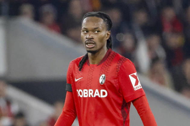 Jordy Makengo (SC Freiburg, 33) , Deutschland, Fussball, UEFA Europa League, Viertelfinale, 2025 2026, SC Freiburg vs. Celta Vigo, 09.04.2026, Freiburg im Breisgau Europa-Park Stadion (Stadion am Deutschland Copyright: xGrantxHubbsx